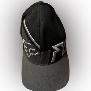Fox Racing Flexfit Two-Tone Black and Gray Embroidered Hat